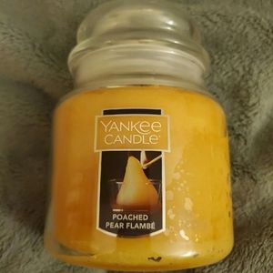 Yankee Candle medium Poach Pear Flambe